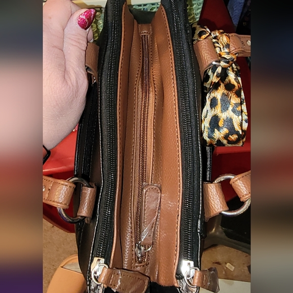 #379 B. Amici- Black/brown Handbag w/scarf/bag Charm - Picture 12 of 14